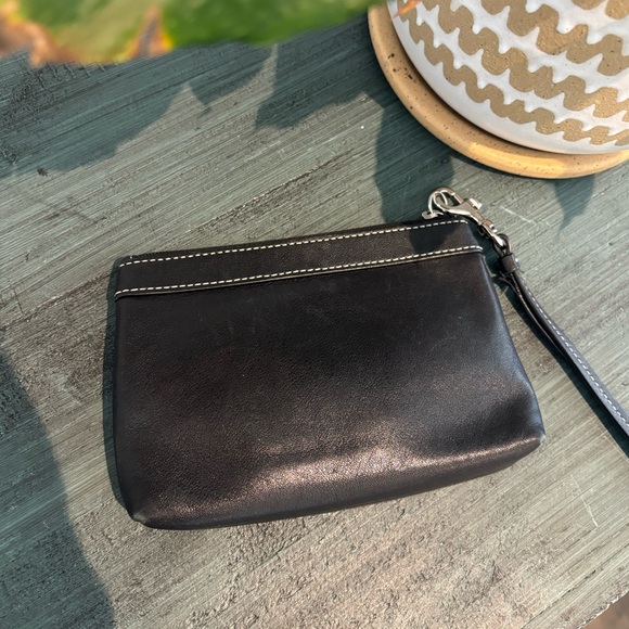 COACH wristlet - Picture 2 of 2